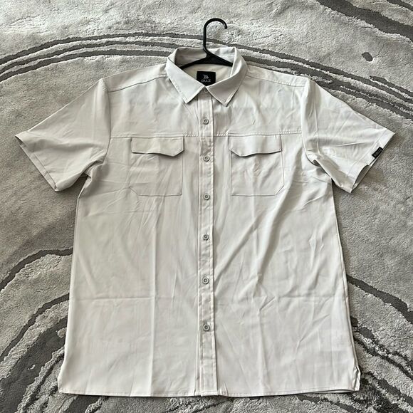 Gillz Men’s Button Down Short Sleeve Breathable Shirt M - Picture 2 of 7